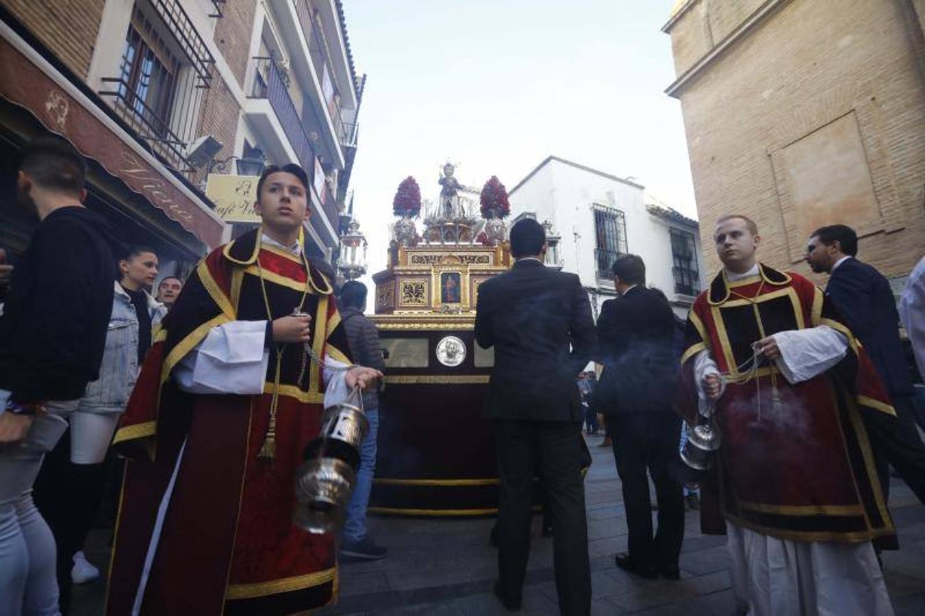 La procesión del Niño Jesús del Sepulcro, en imágenes