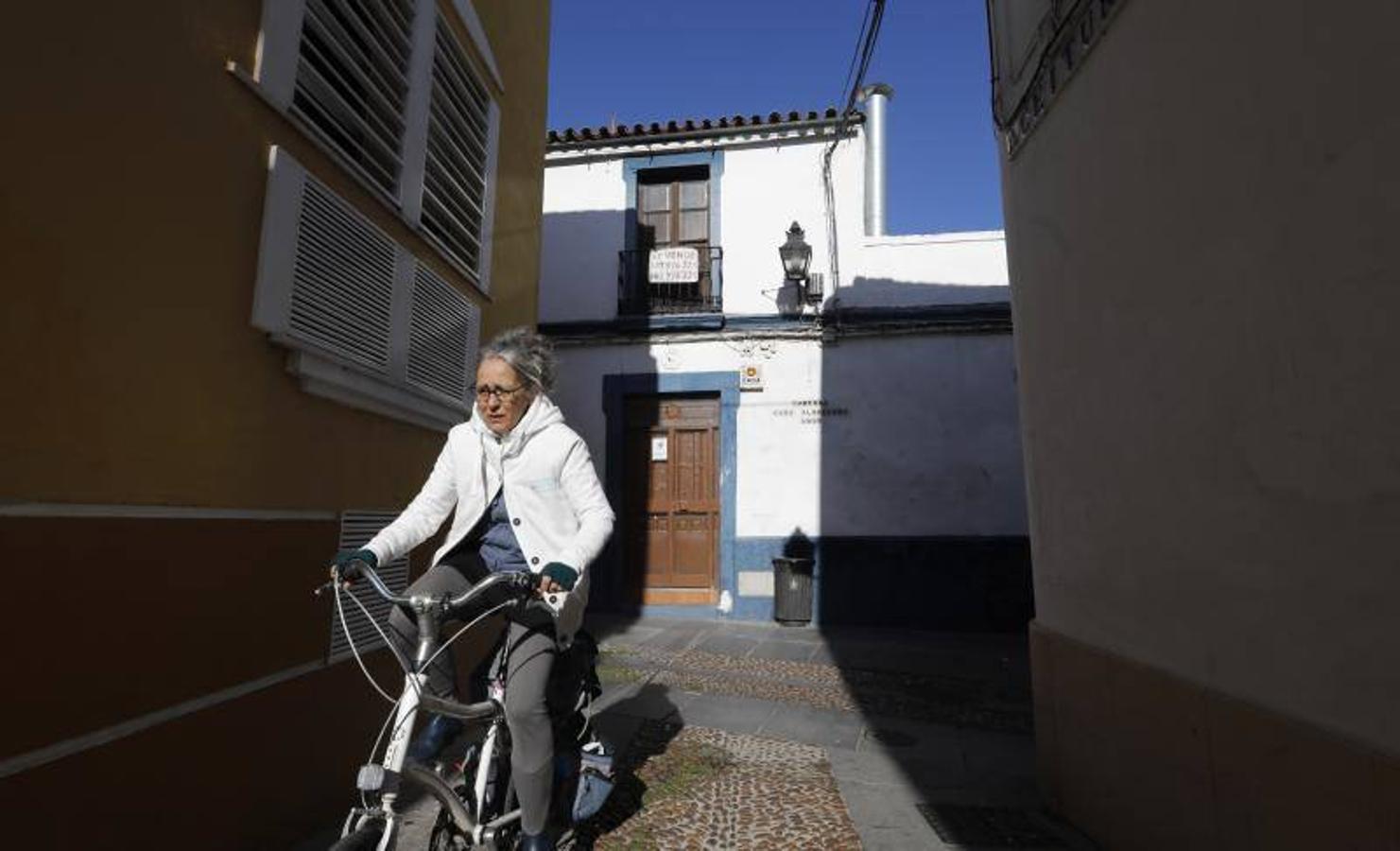 La calle Moriscos de Córdoba, en imágenes