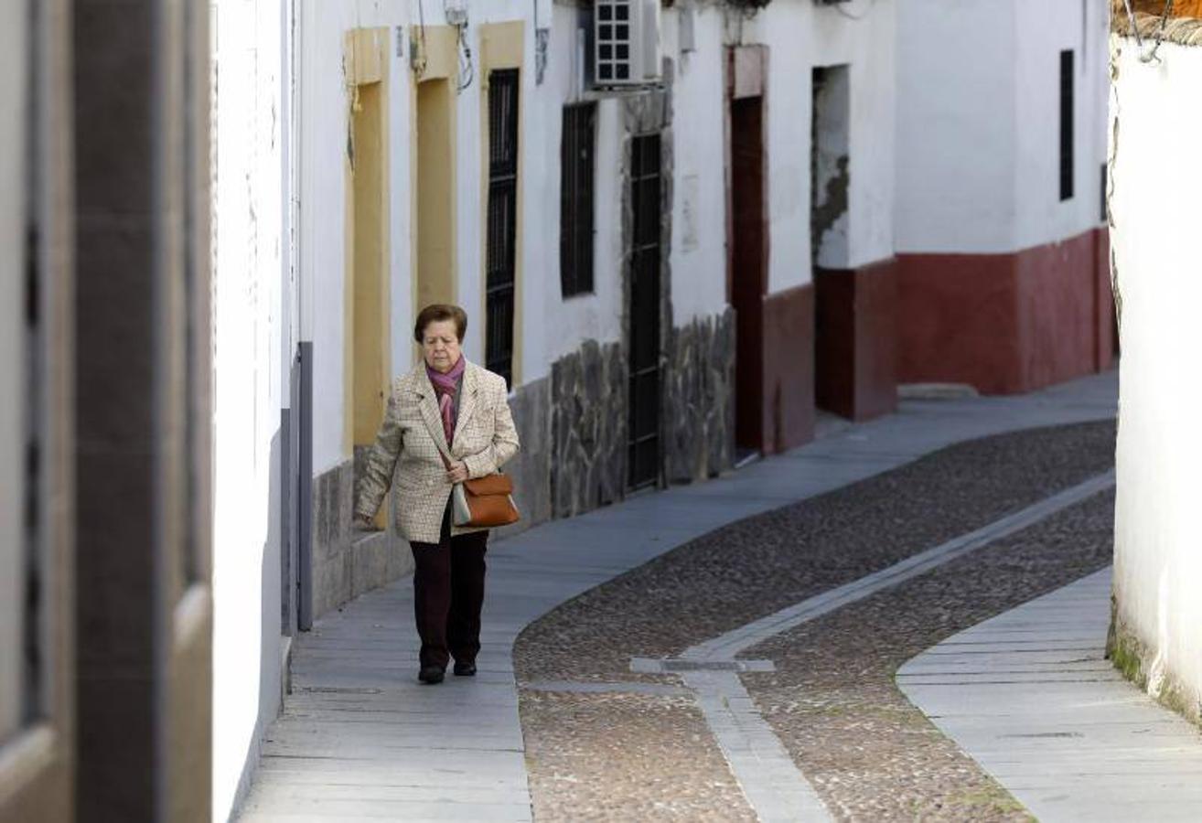 La calle Moriscos de Córdoba, en imágenes