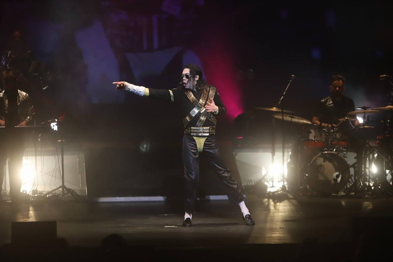 El tributo a Michael Jackson en el Gran Teatro de Córdoba, en imágenes