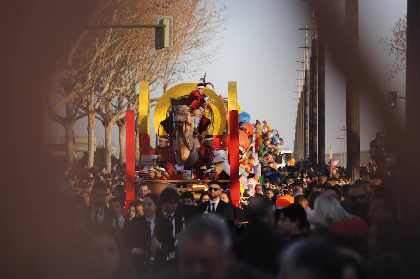 El arranque de la Cabalgata de los Reyes Magos en Córdoba, en imágenes