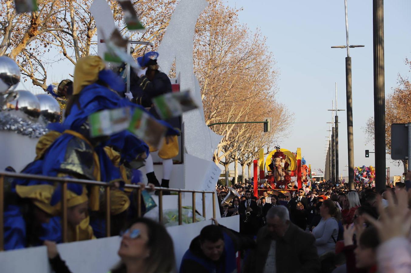 El arranque de la Cabalgata de los Reyes Magos en Córdoba, en imágenes