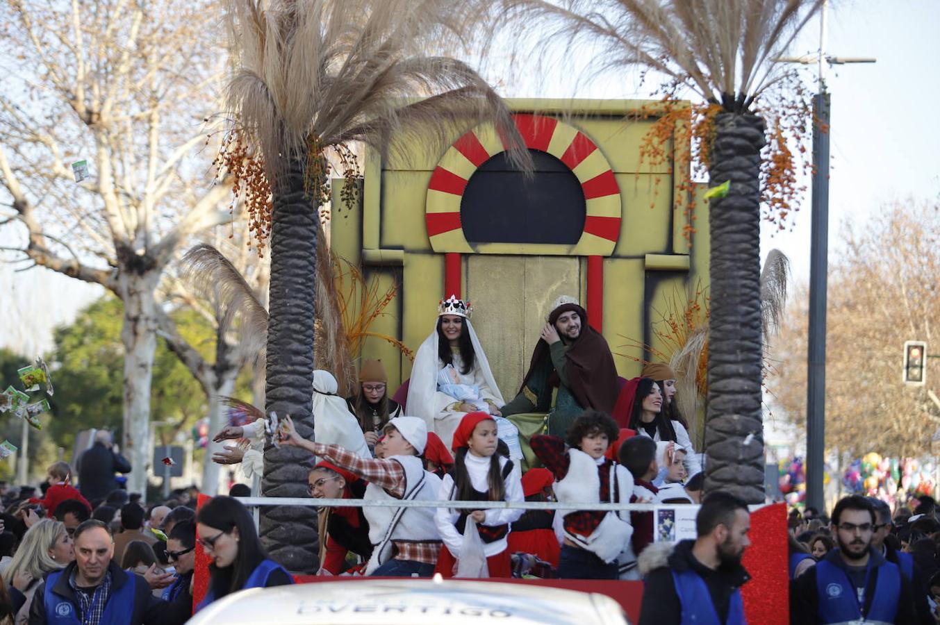 El arranque de la Cabalgata de los Reyes Magos en Córdoba, en imágenes