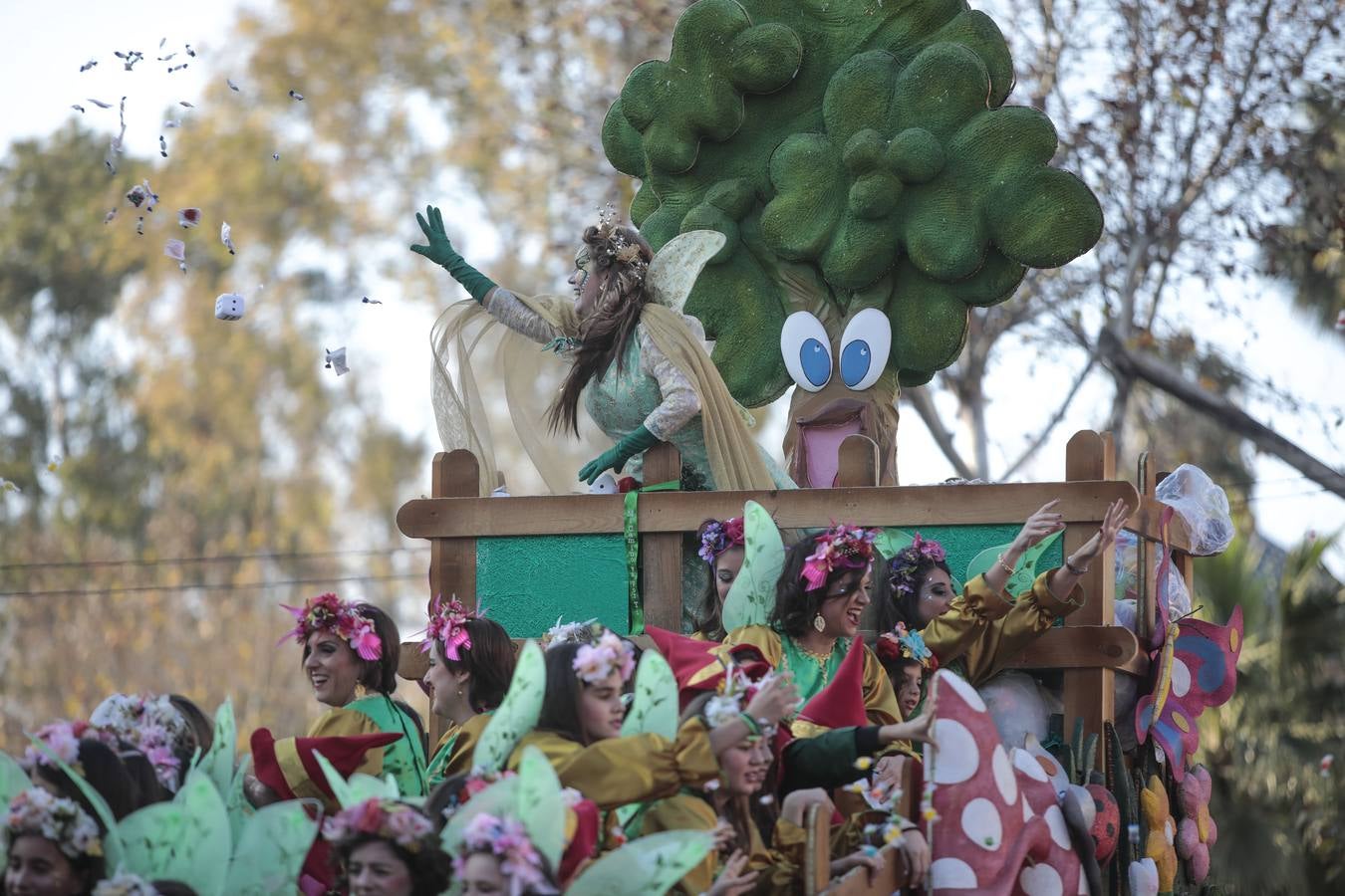 Salida de la Cabalgata de Reyes de Sevilla, en imágenes