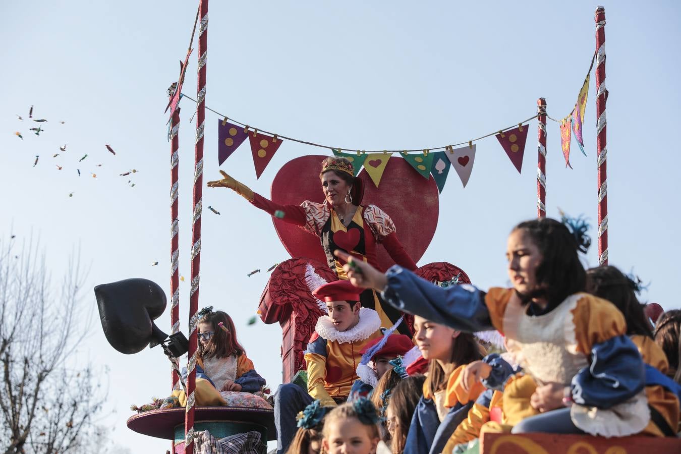 Salida de la Cabalgata de Reyes de Sevilla, en imágenes