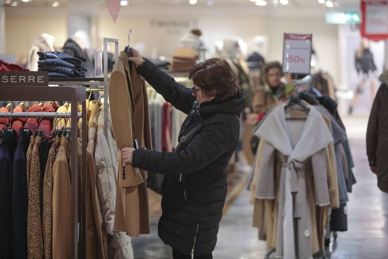 Empiezan las rebajas en Sevilla