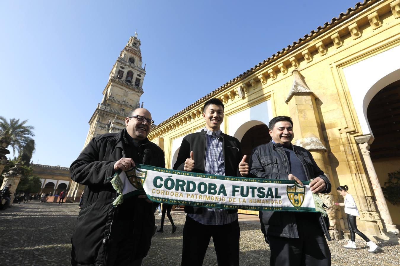 La presentación del japonés Shimizu del Córdoba Patrimonio, en imágenes