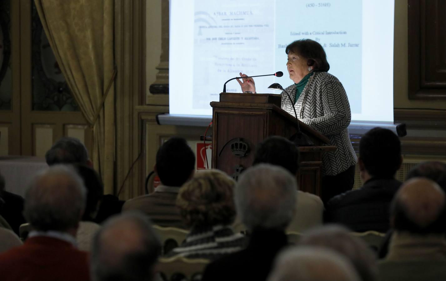 La conferencia de María Jesús Viguera en El Templo de Córdoba, en imágenes