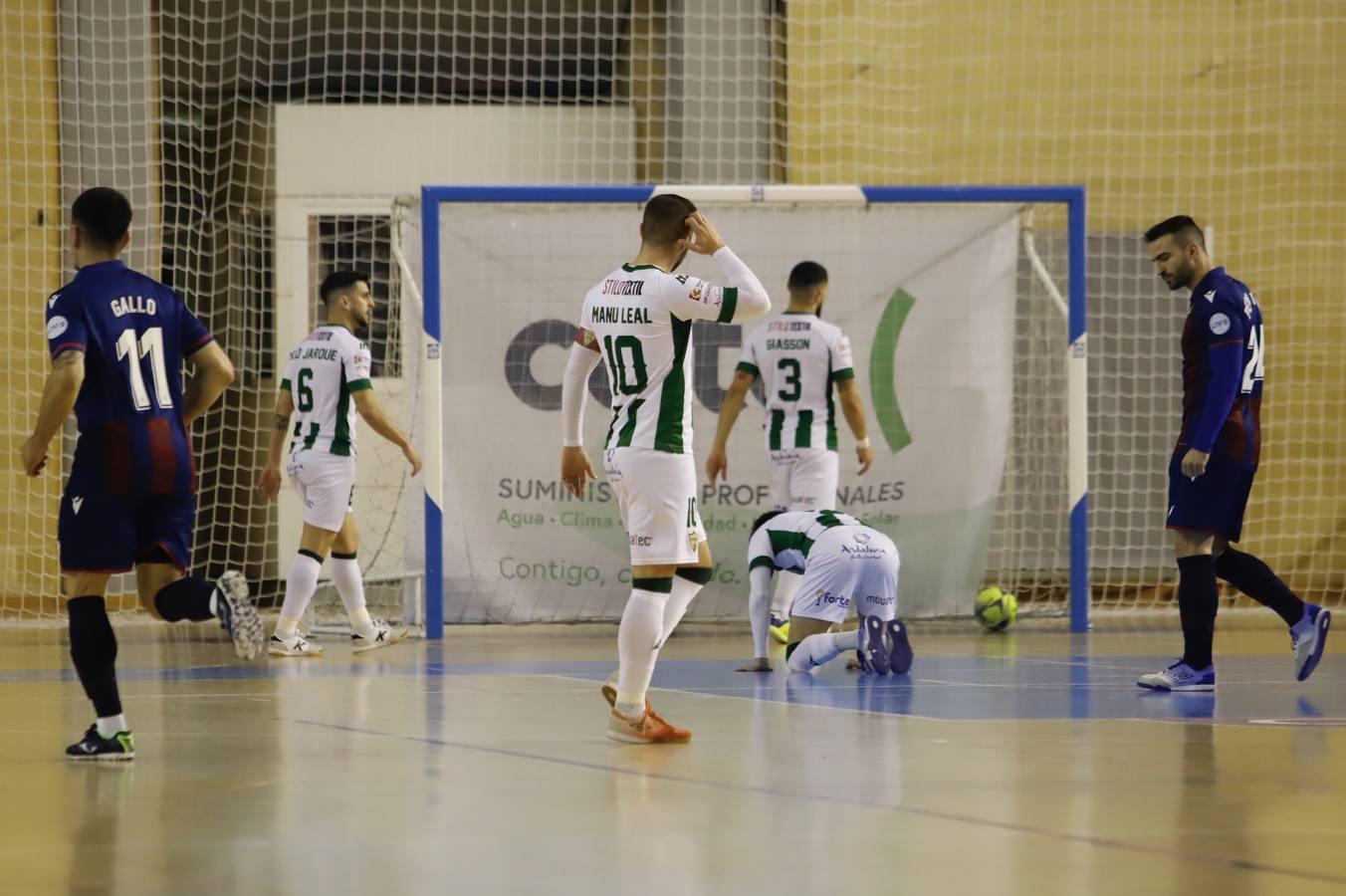 El partido de fútbol sala Córdoba Patrimonio-Levante, en imágenes