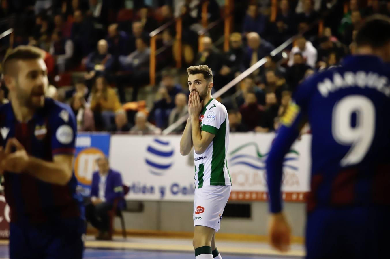 El partido de fútbol sala Córdoba Patrimonio-Levante, en imágenes