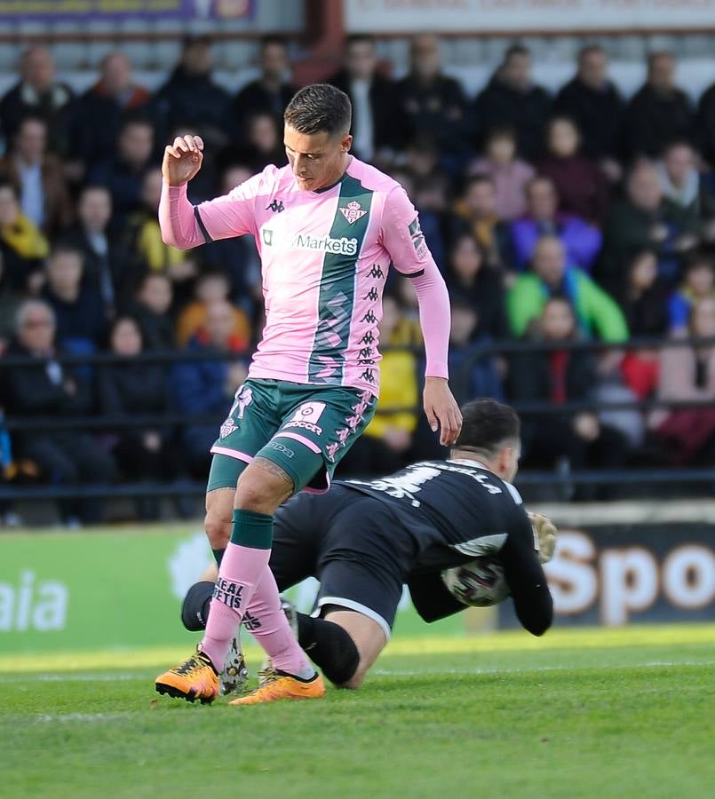 Las mejores imágenes del Portugalete - Real Betis (0-3)