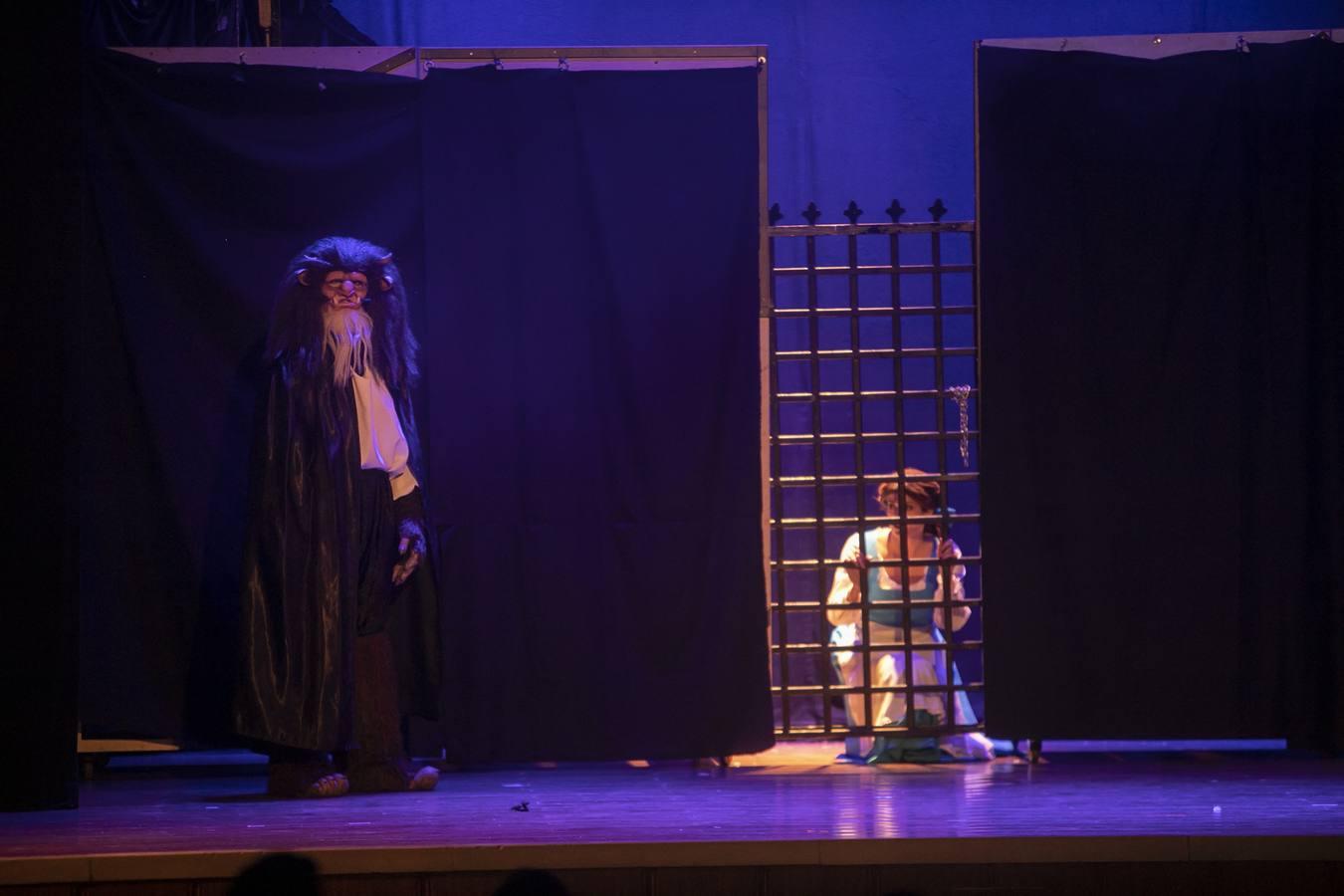 El musical de «La Bella y la Bestia» de Teatro Avanti, en imágenes