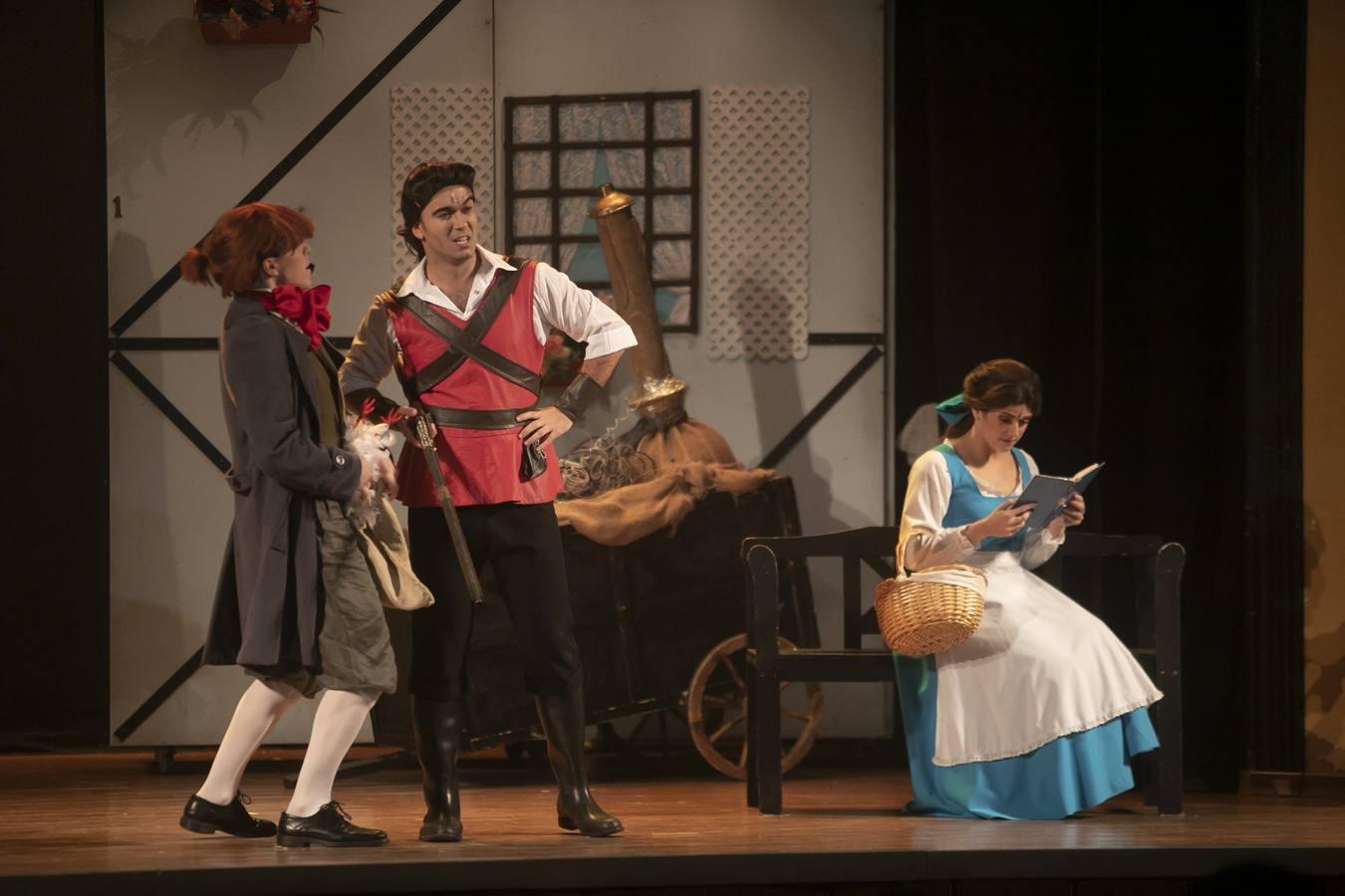 El musical de «La Bella y la Bestia» de Teatro Avanti, en imágenes