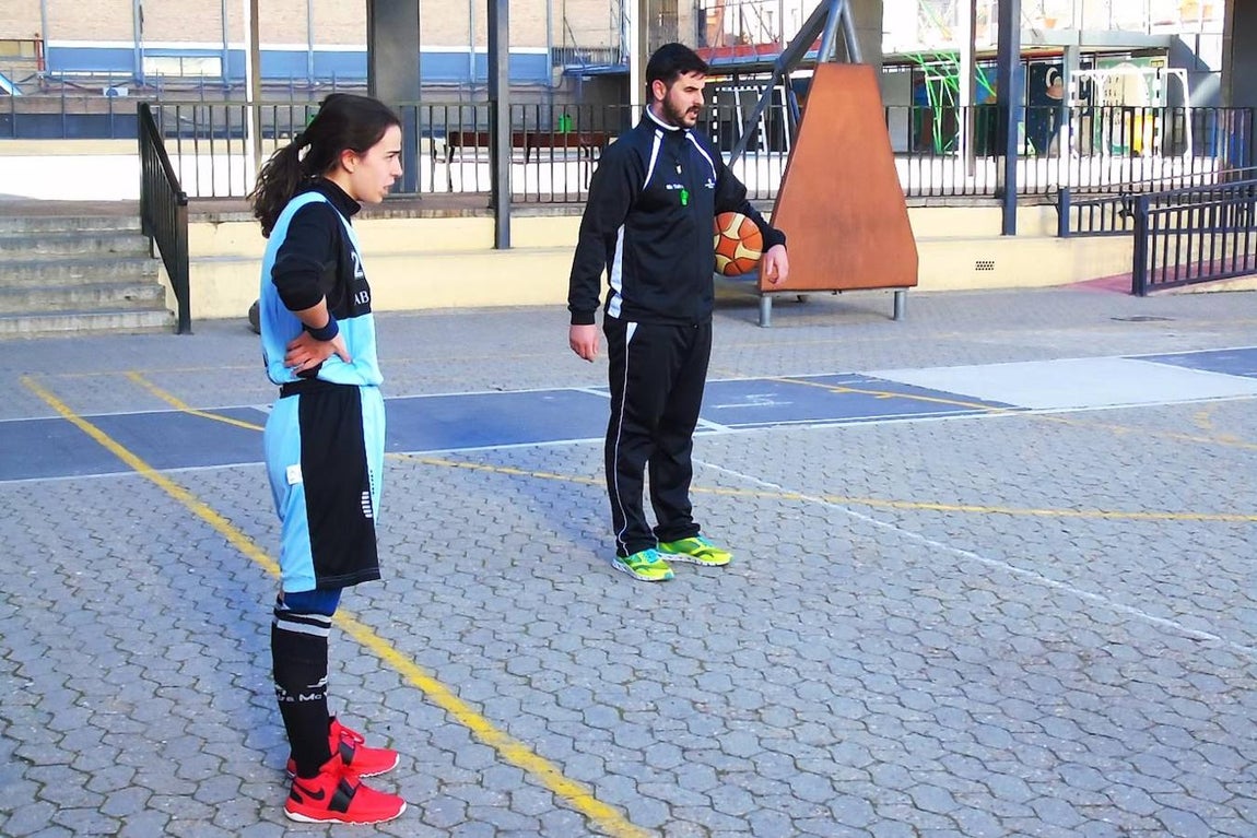 Las mejores imágenes de la sexta jornada de baloncesto de los Juegos Deportivos de ECM