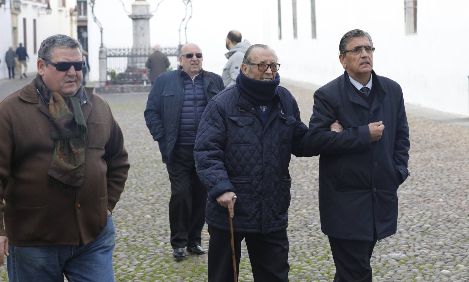 La Misa por el descanso de José Luis Navarro, en imágenes