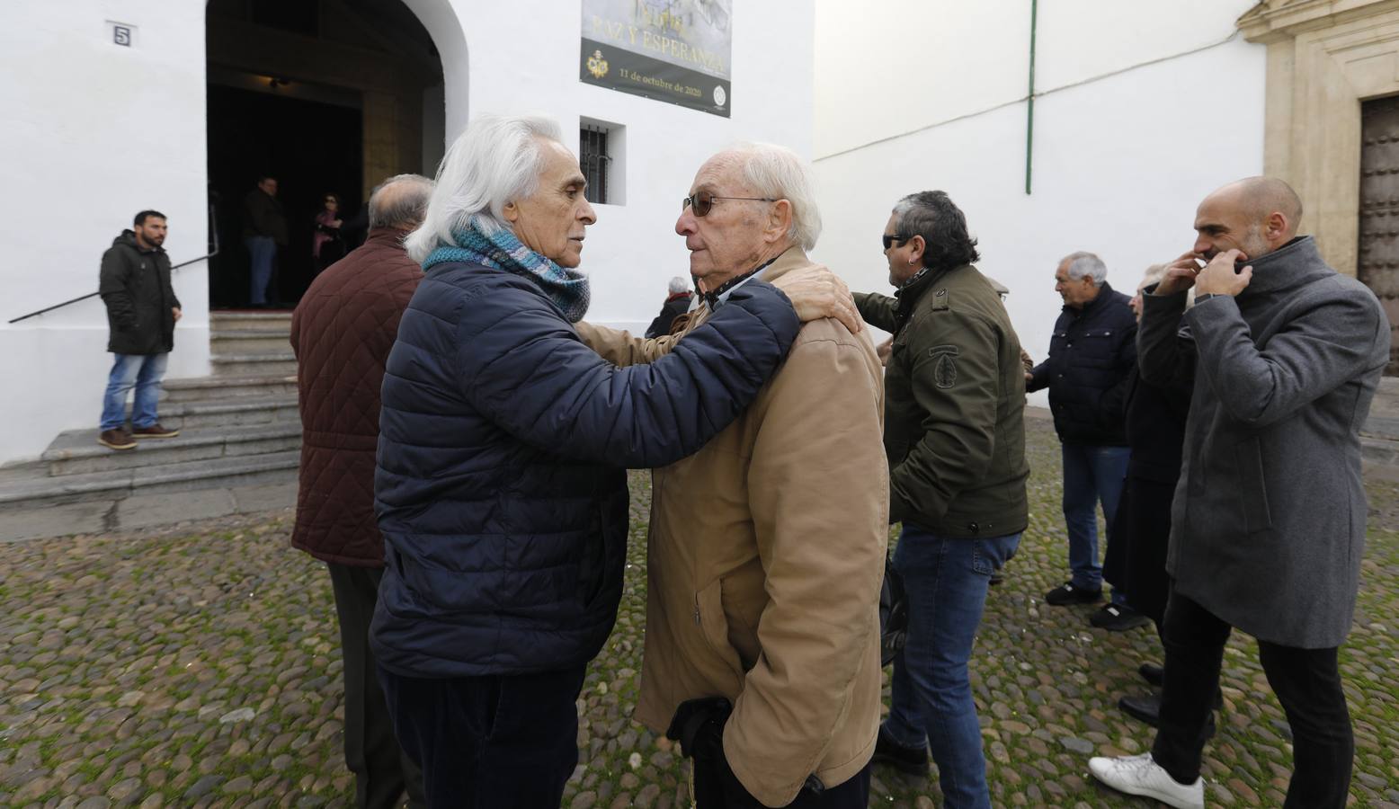 La Misa por el descanso de José Luis Navarro, en imágenes