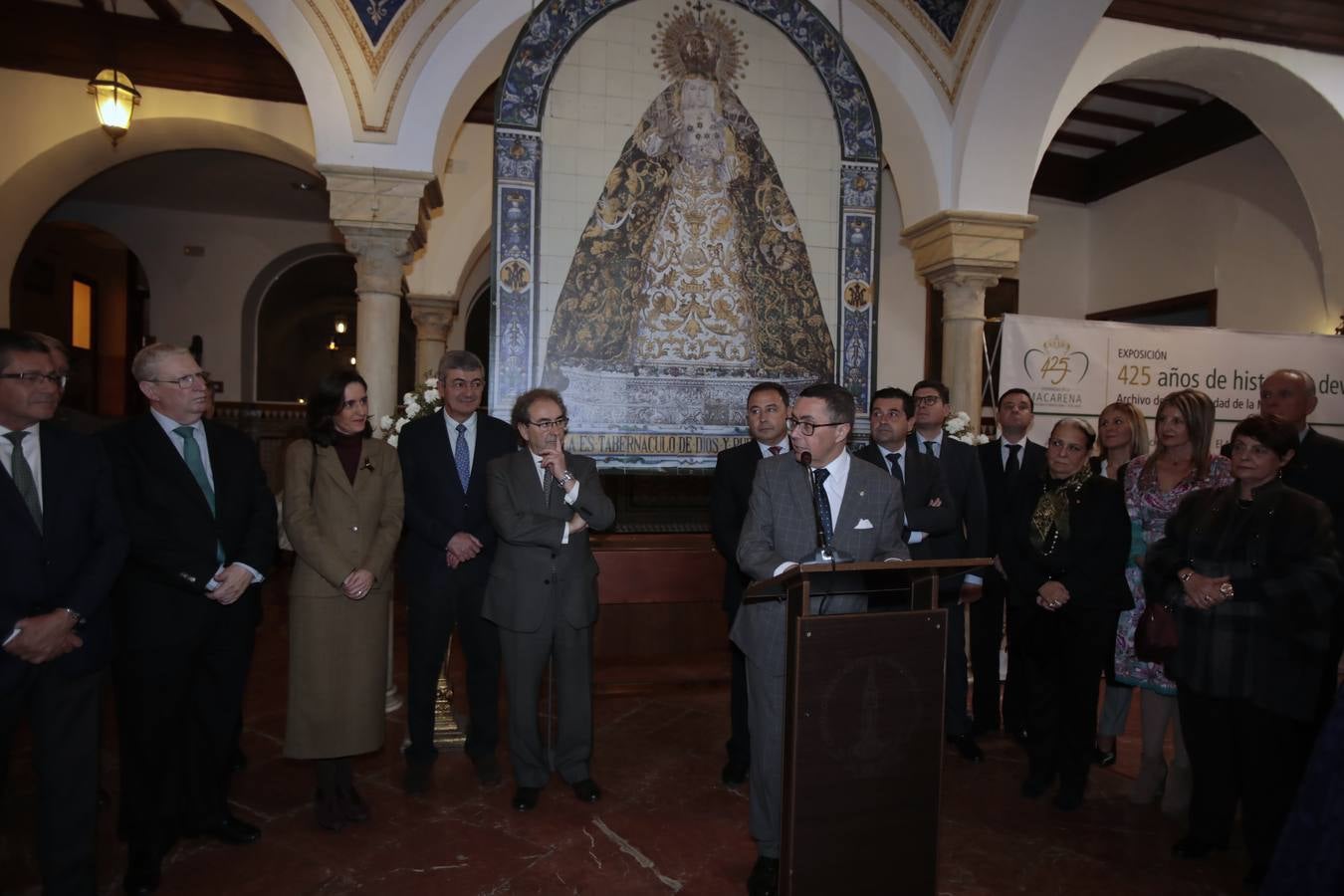 Inauguración de la exposición sobre el Archivo de la Macarena, en imágenes