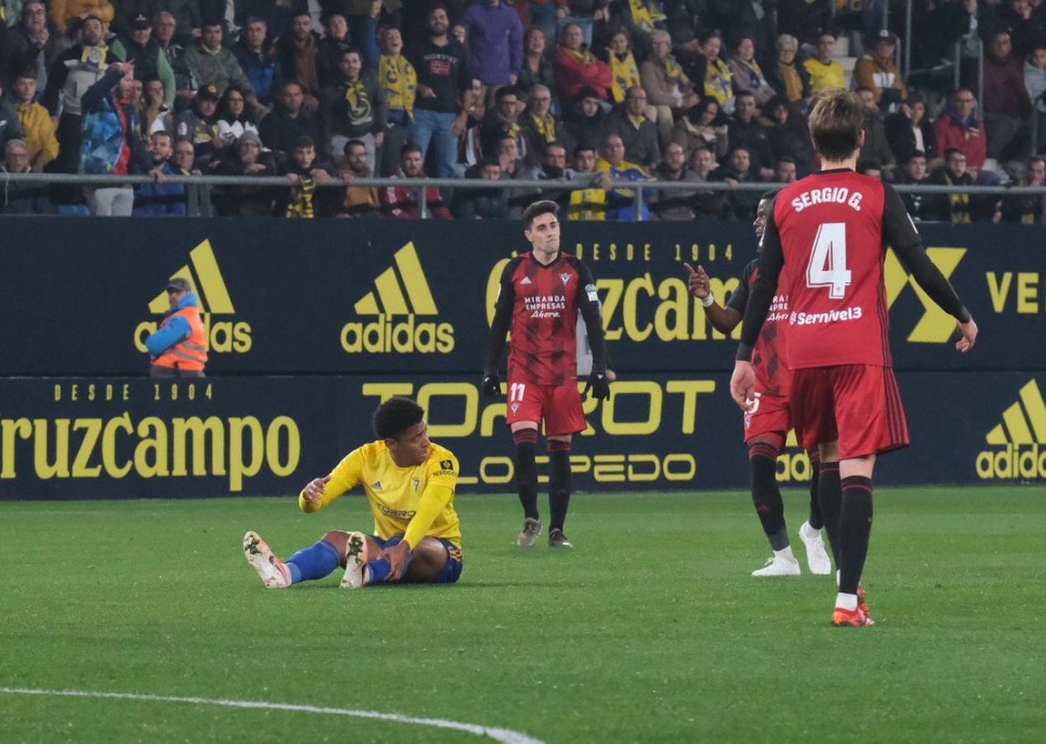 FOTOS: Cádiz CF - Mirandés en Carranza