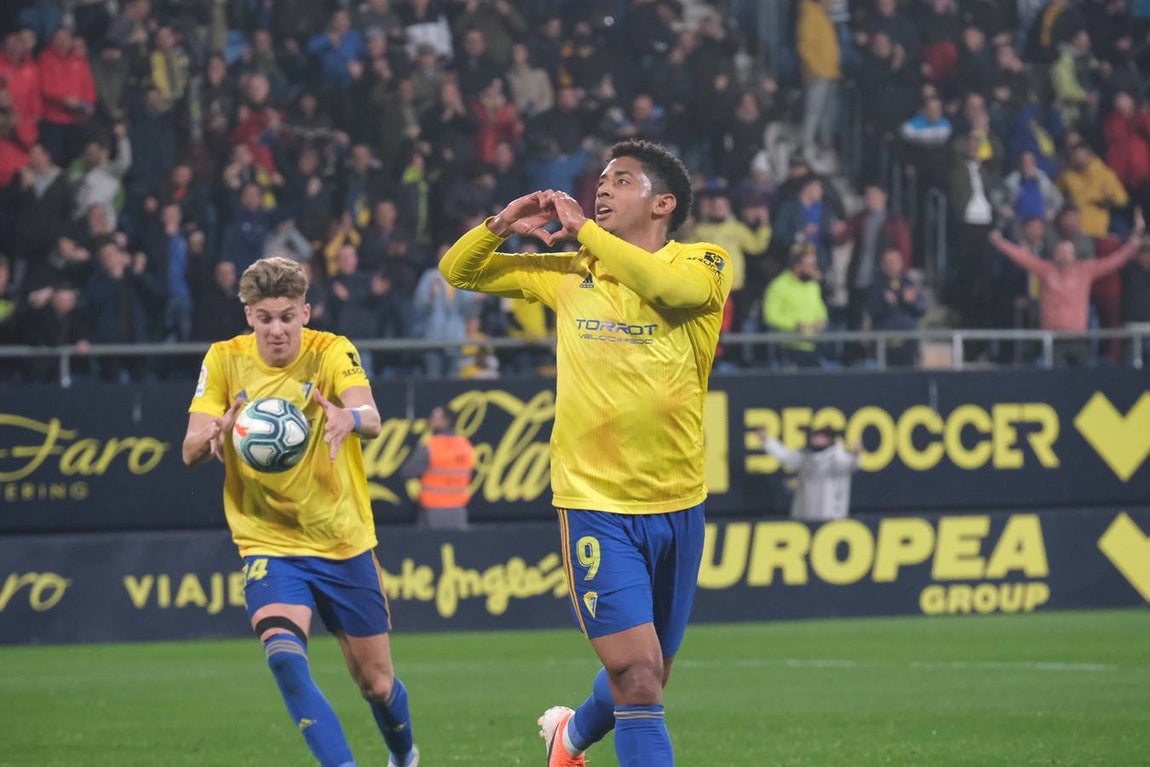 FOTOS: Cádiz CF - Mirandés en Carranza