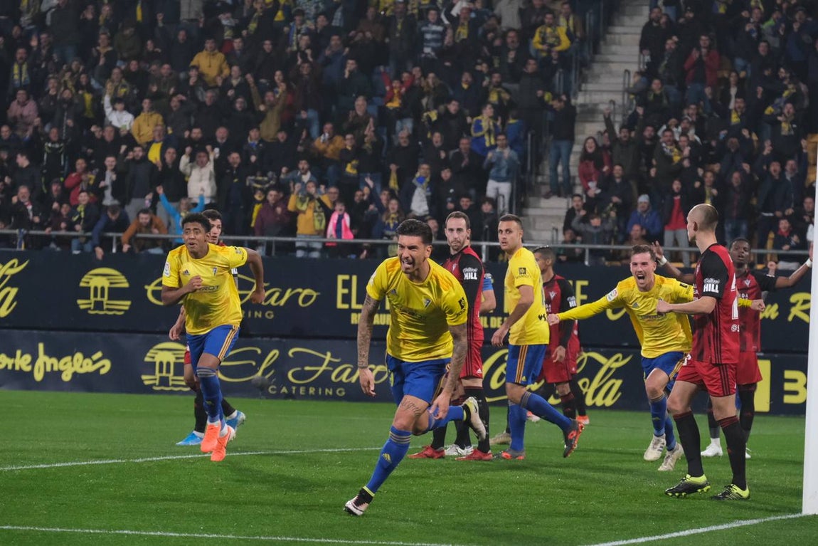 FOTOS: Cádiz CF - Mirandés en Carranza