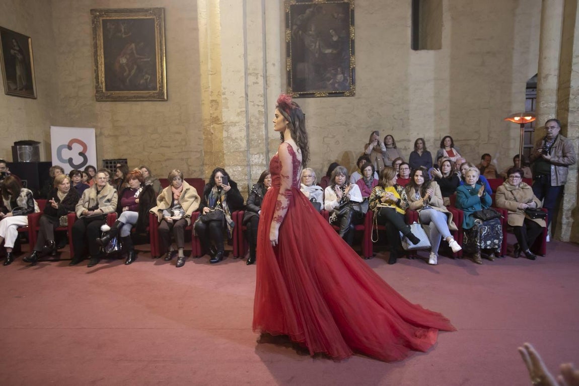 El desfile de Ana Torres en beneficio de Alzheimer Córdoba, en imágenes