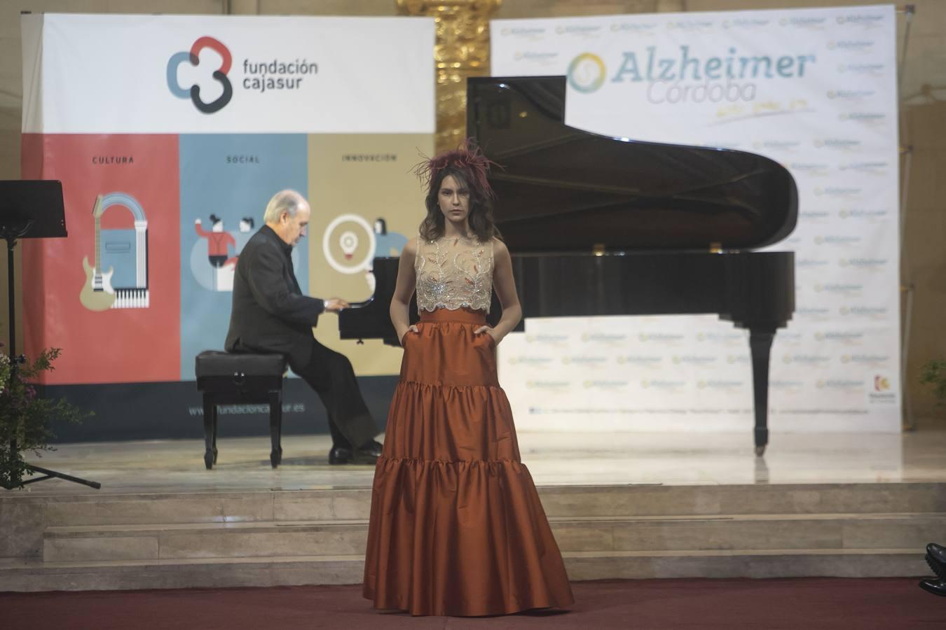 El desfile de Ana Torres en beneficio de Alzheimer Córdoba, en imágenes