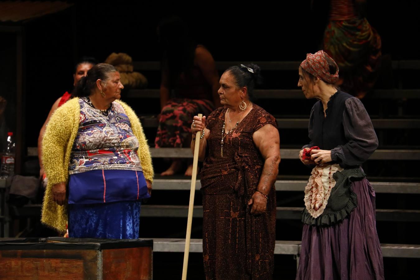 La versión del Vacie de «La casa de Bernarda Alba» en Córdoba, en imágenes