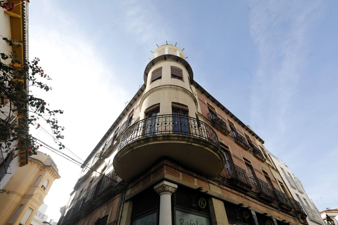 La calle Fernando Colón de Córdoba, en imágenes