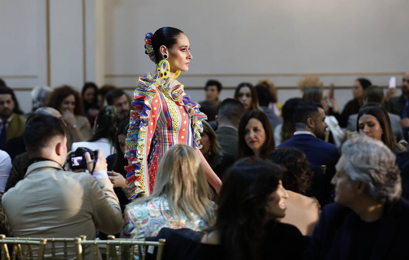 El desfile de trajes de flamenca de Andrew Pocrid, en imágenes