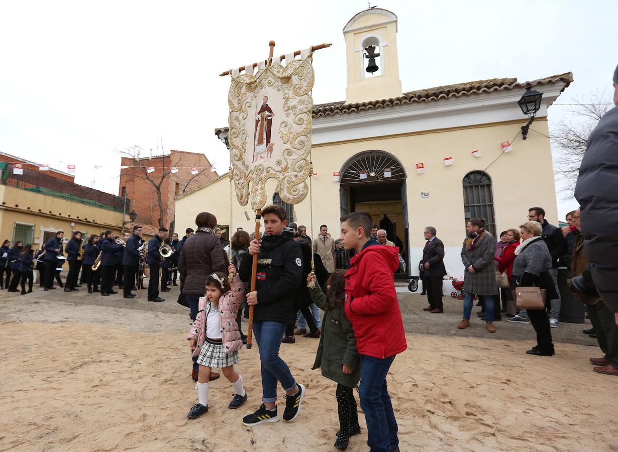 Los toledanos se vuelcan en la bendición de animales por San Antón