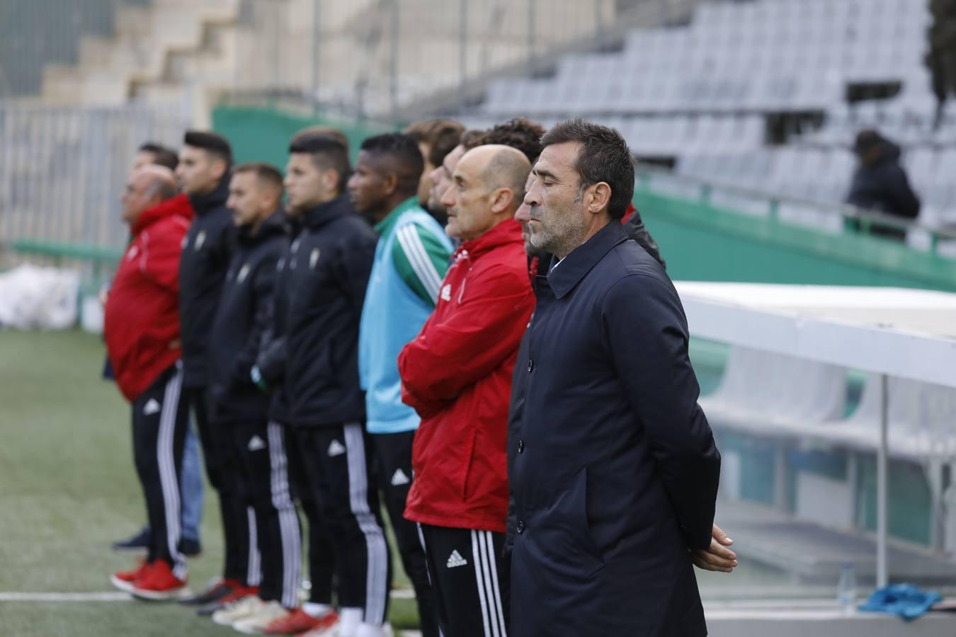 El ambiente en las gradas del Córdoba CF-Villarrubia, en imágenes