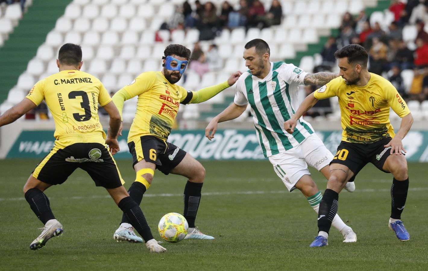 Las mejores jugadas del Córdoba CF-Villarrubia, en imágenes