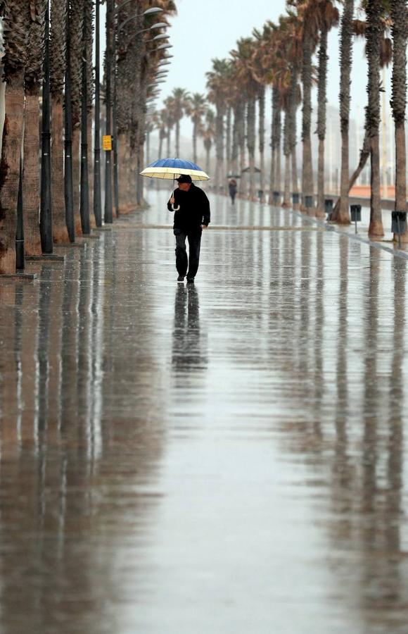 Las imágenes que deja el temporal Gloria, que está afectando a media España