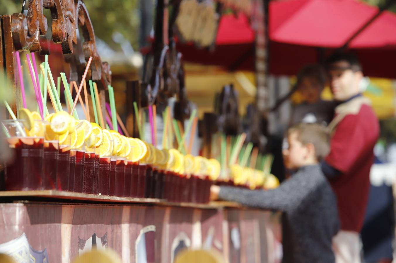 El primer días del Mercado de las Tres Culturas de Córdoba, en imágenes