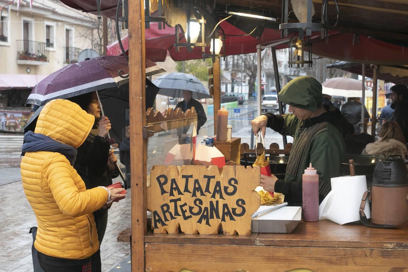 Segunda jornada del Mercado de las Tres Culturas en Córdoba, en imágenes