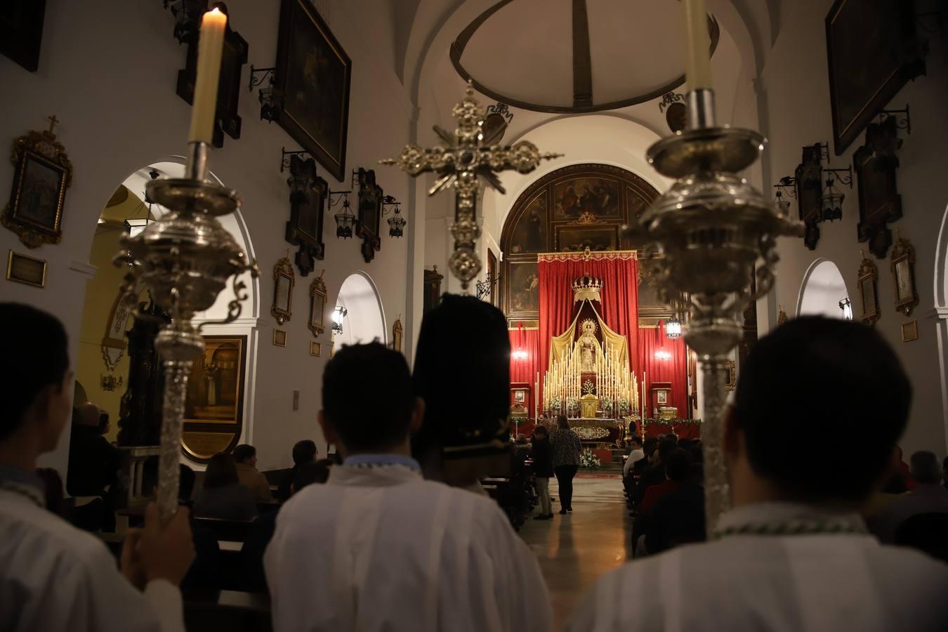 La Virgen de la Paz y Esperanza de Córdoba, en un altar de cera y música camino de su coronación