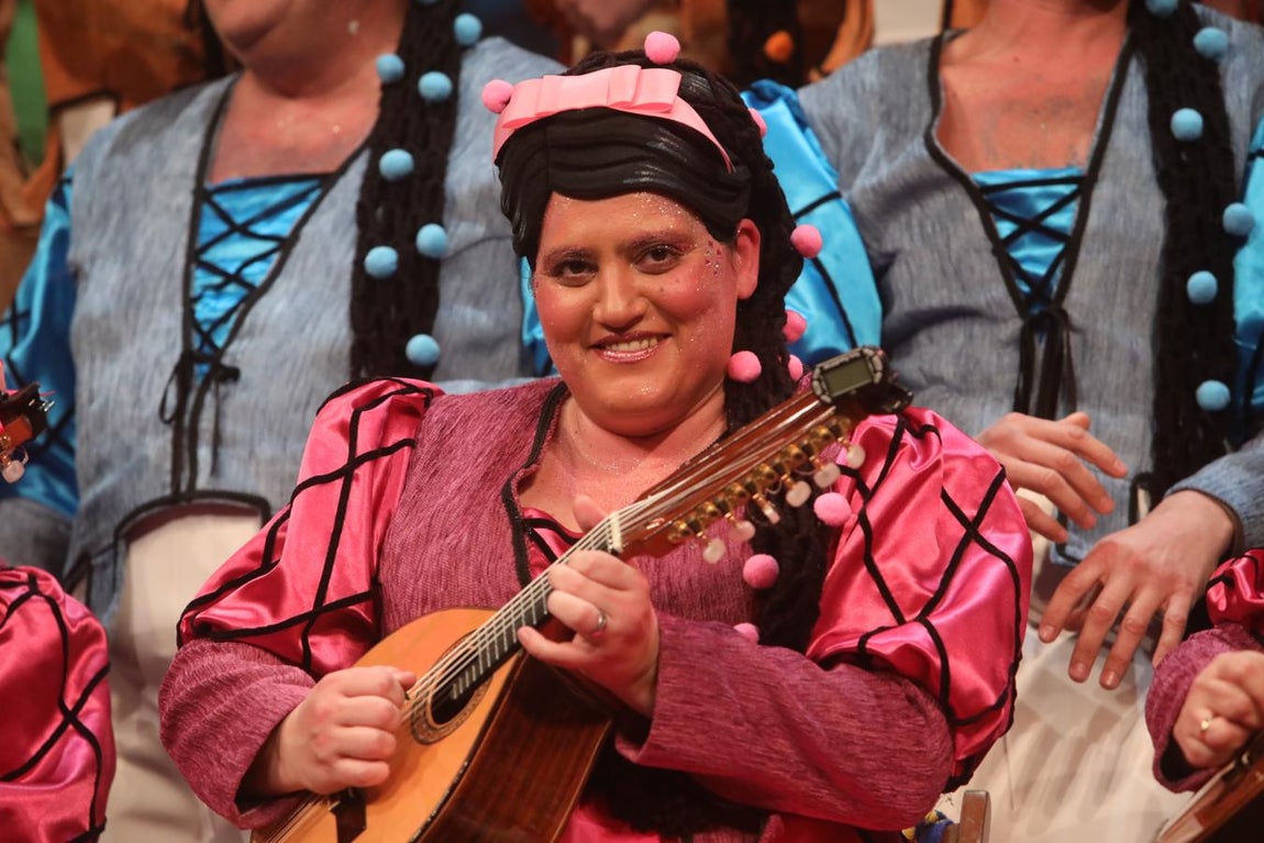 FOTOS: Coro Manos arriba en el COAC 2020