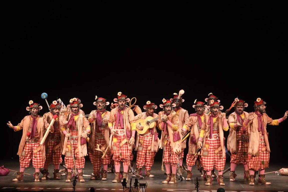 FOTOS: Comparsa Los del vertedero en el COAC 2020