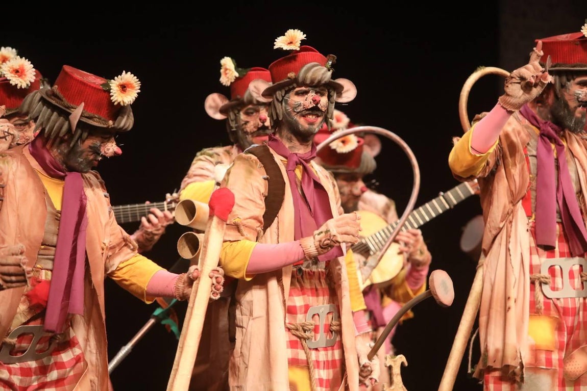 FOTOS: Comparsa Los del vertedero en el COAC 2020