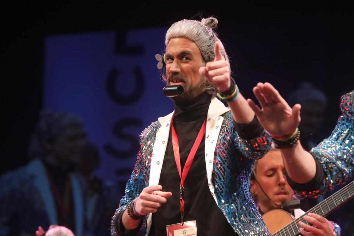 FOTOS: Chirigota de Bizcocho &#039;Los couchers lowcost&#039; en el COAC 20202