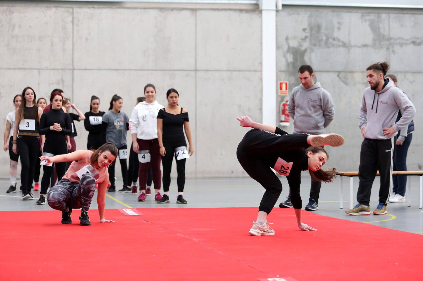 Puy du Fou realiza los castings en el polideportivo de La Legua