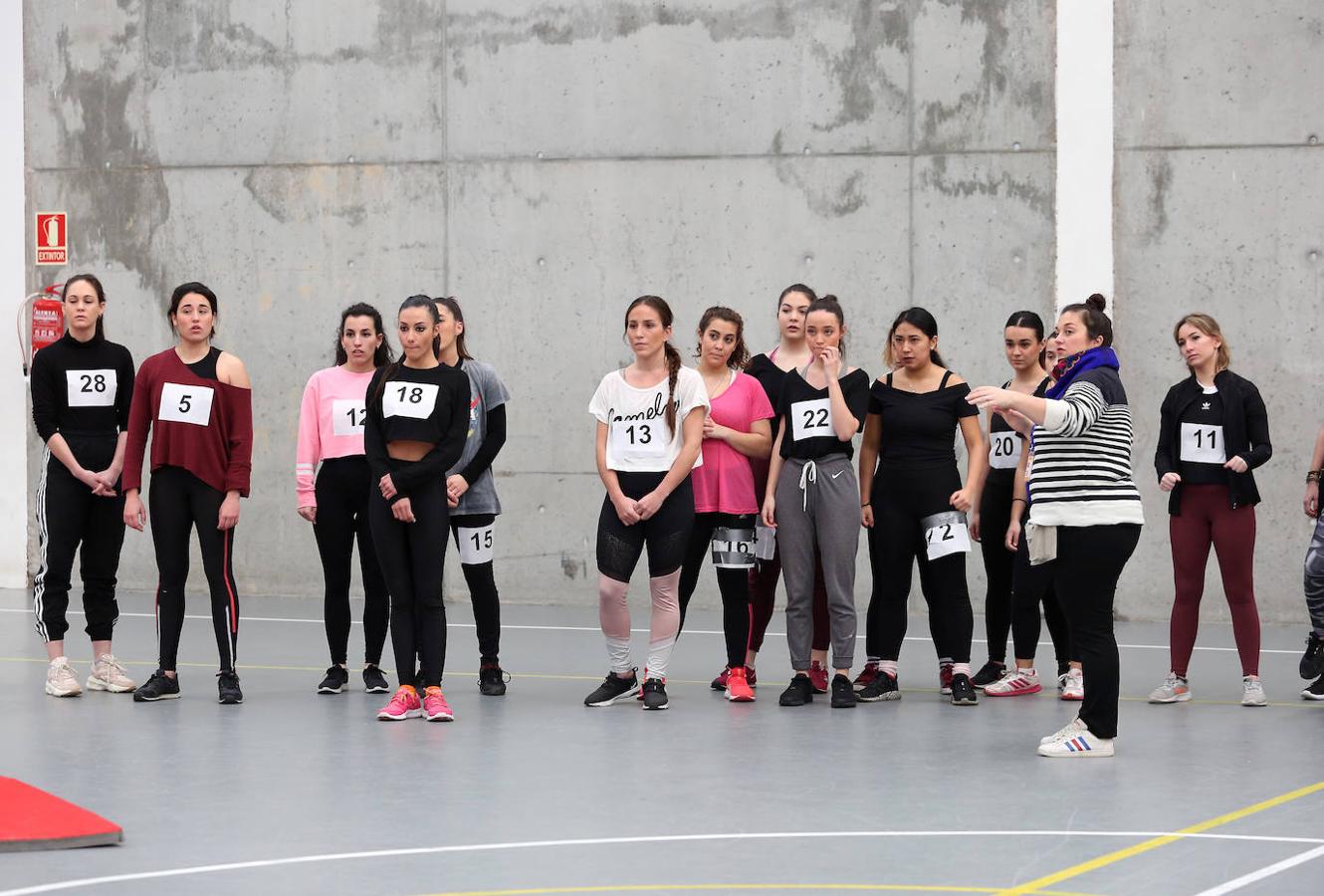 Puy du Fou realiza los castings en el polideportivo de La Legua