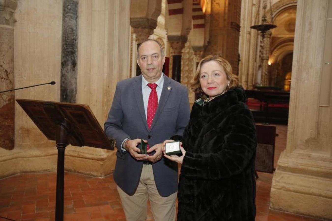 La exposición de la Paz de Córdoba sobre la Divina Pastora, en imágenes