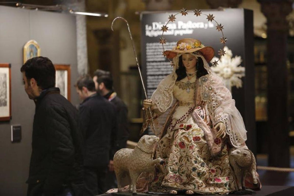 La exposición de la Paz de Córdoba sobre la Divina Pastora, en imágenes