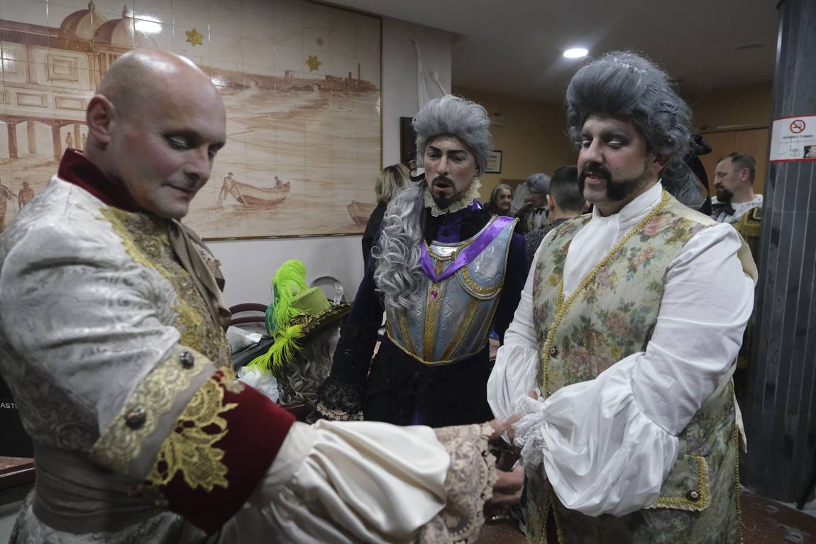 FOTOS: Así se prepara la &#039;Chusma selecta&#039; de Martínez Ares antes del Falla. COAC 2020