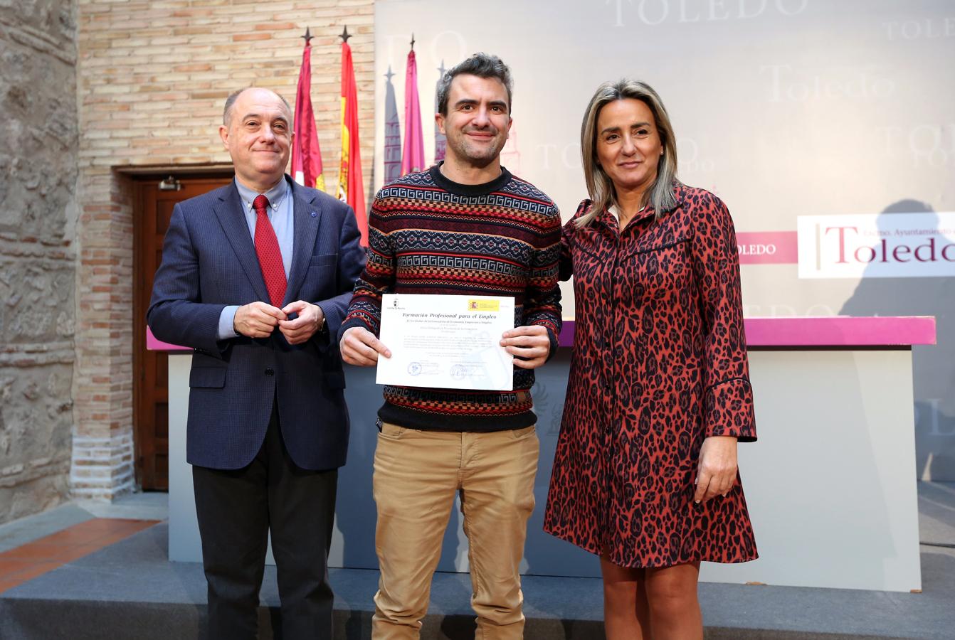 Milagros Tolón clausura los talleres municipales de empleo de Toledo