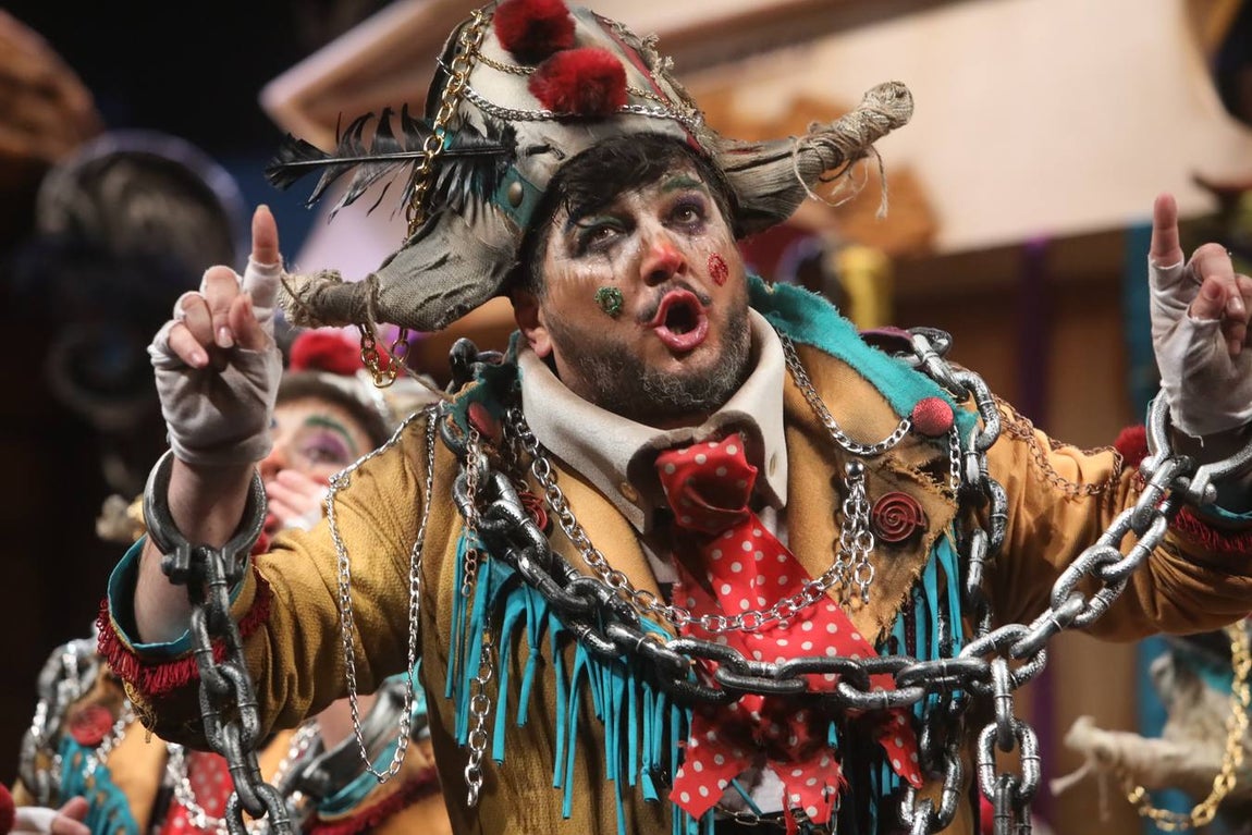 FOTOS: Comparsa Los Encaidenaos en el COAC 2020