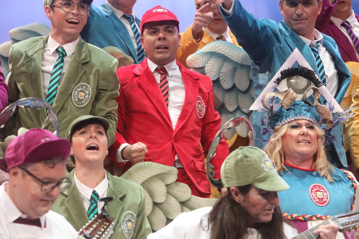 FOTOS: Coro de Procopio y El Chapa &#039;Gloria bendita&#039; en el COAC 2020