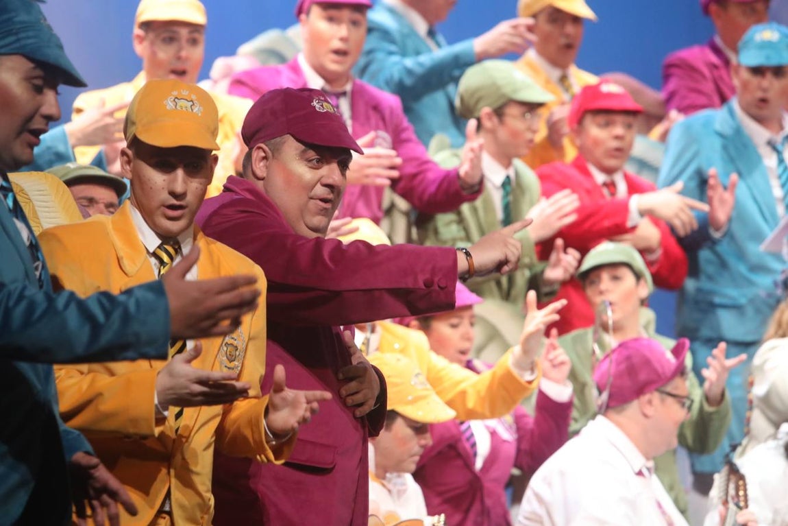 FOTOS: Coro de Procopio y El Chapa &#039;Gloria bendita&#039; en el COAC 2020