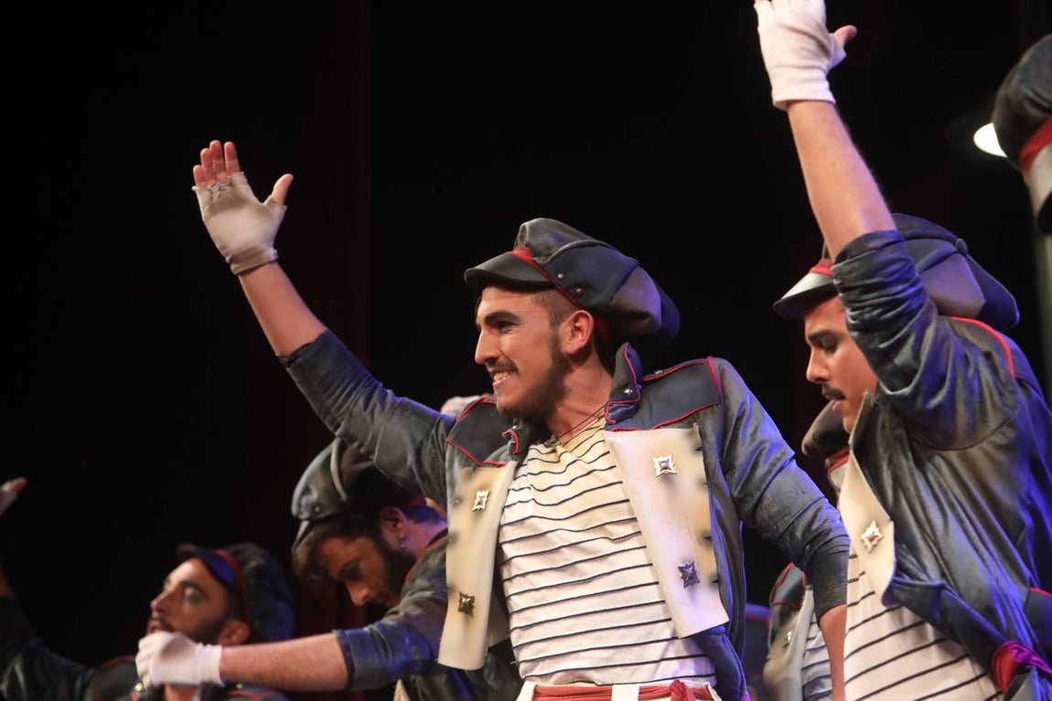 FOTOS: Comparsa Los Pacientes en el COAC 2020